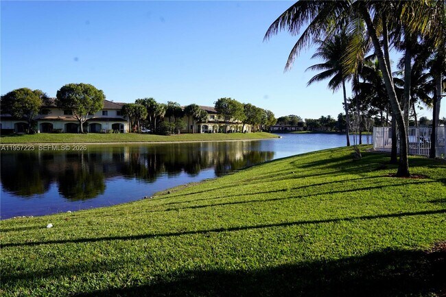 Building Photo - 8360 SW 27th St