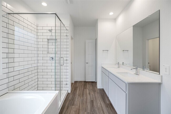 Building Photo - 13325 Big Sky Ct
