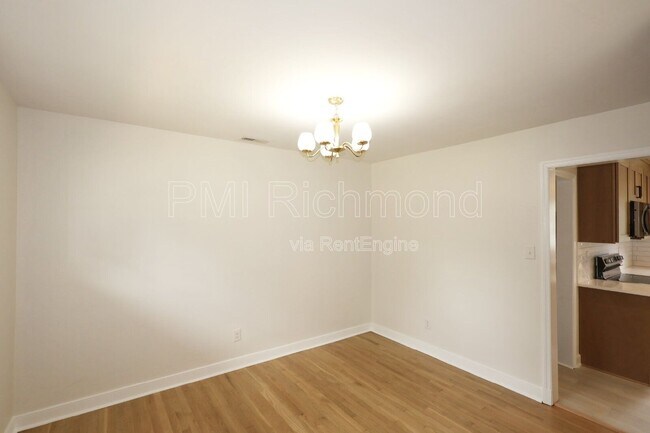 Building Photo - 5913 Osoge Rd