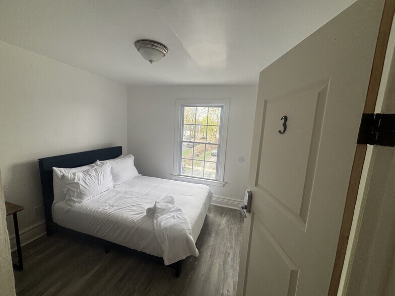 Building Photo - 366 Seward St