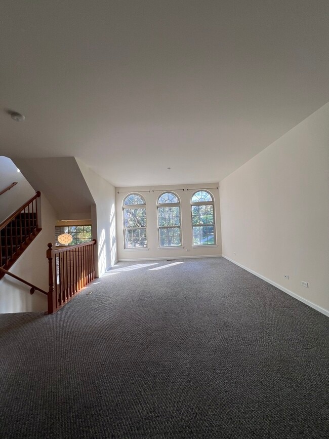 Building Photo - 554 Prestwick Ln