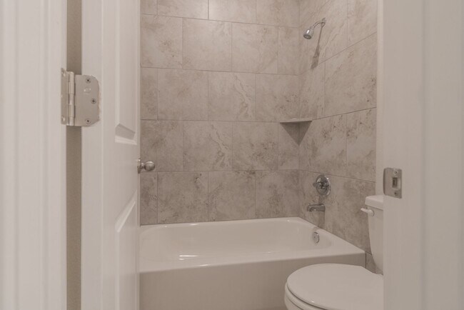 Building Photo - 205 Windstar Rd