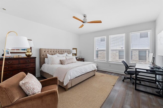 Building Photo - 4016 Diligence Dr