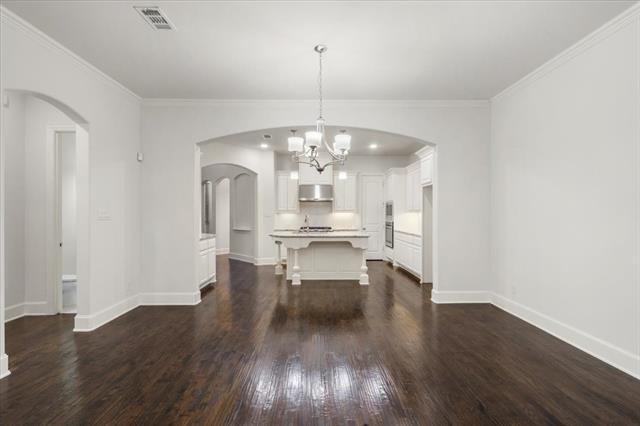 Building Photo - 910 Ontzlake Dr