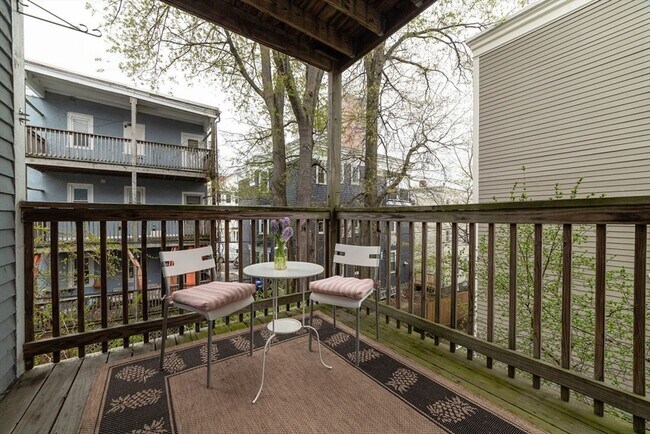 Building Photo - 12 Parkton Rd