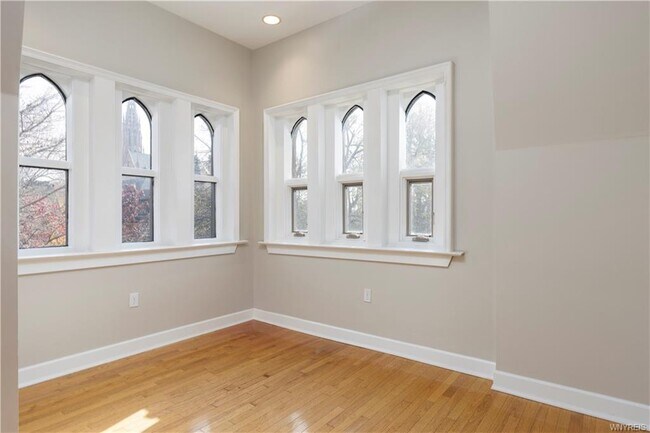 Building Photo - 414 Franklin St