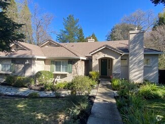 House Front - 1828 Ivanhoe Ave
