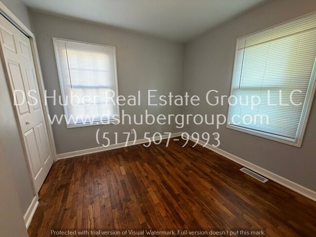 Building Photo - 2823 Hillcrest St