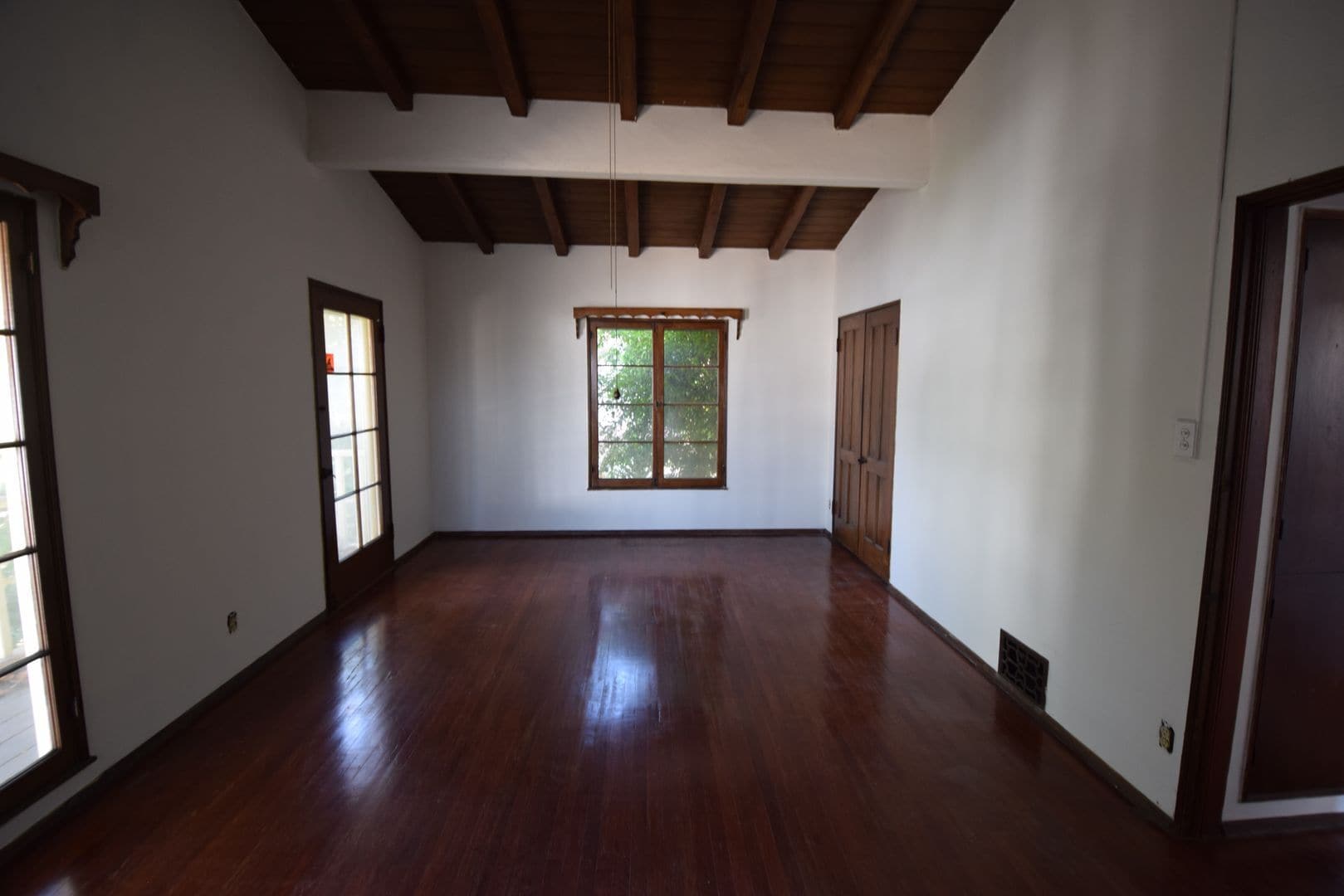 Building Photo - 1008 Orange Grv Ave