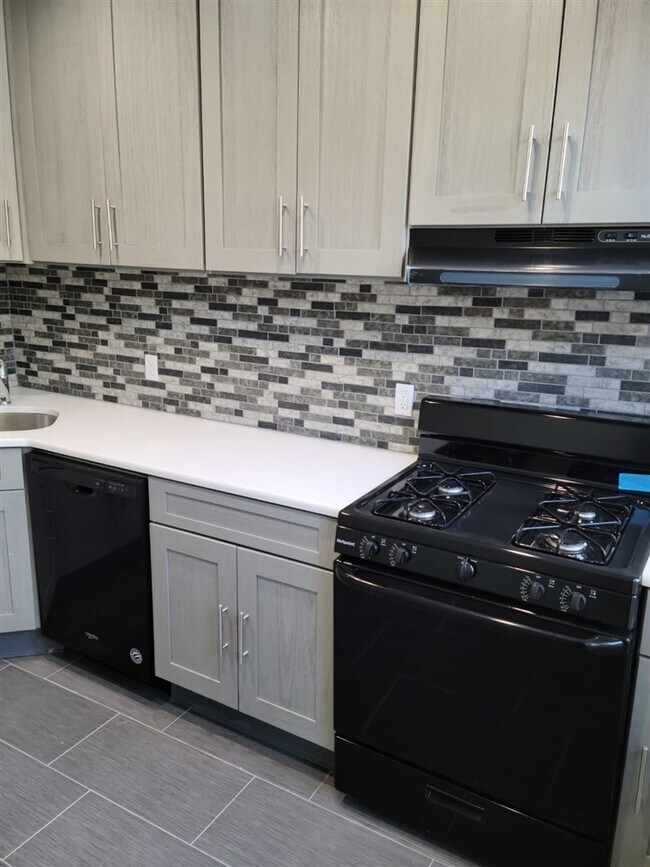 Building Photo - 5202 Bergenline Ave