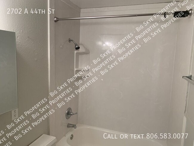 Building Photo - 2702 44th St