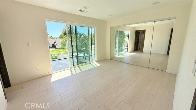 Building Photo - 16015 Acre St