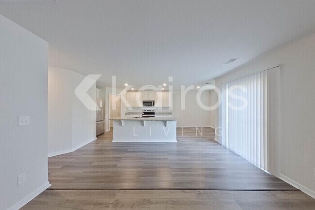 Building Photo - 354 Common Reed Dr