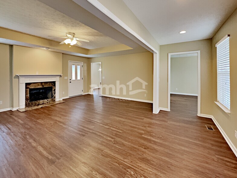 Building Photo - 308 Bluefield Ln