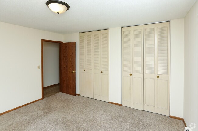 1BR, BA - 725SF - 4001 West 31st St. (Saint Louis Park)