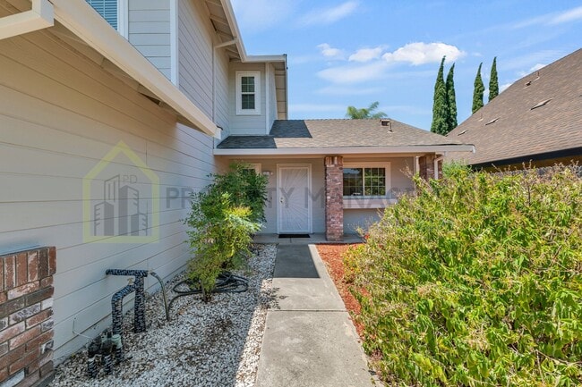 Building Photo - Spacious 4-Bedroom Home for Rent - $2800/m...