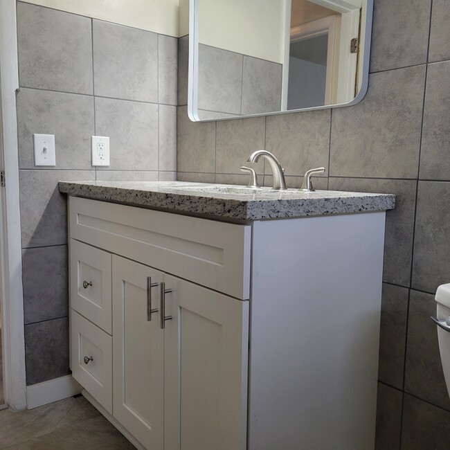 newly renovated bathroom - 2031 NE 56th St