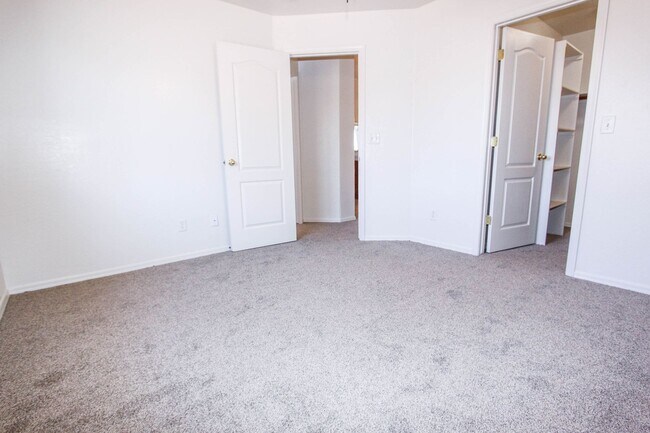 Building Photo - 3200 N Greg Dr