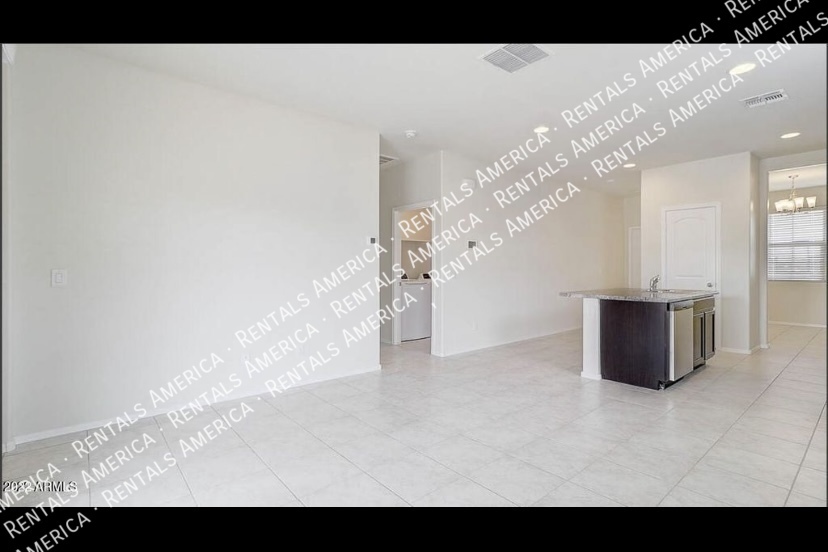 Building Photo - 4189 S 243rd Dr