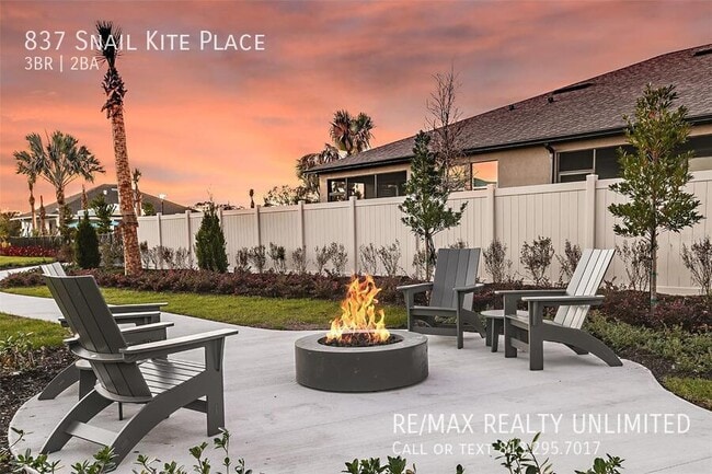 Building Photo - 837 Snail Kite Pl