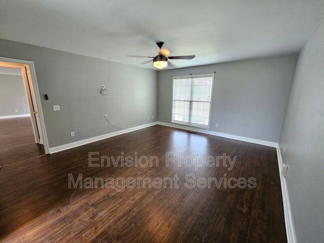 Building Photo - 164 Cliett Rd