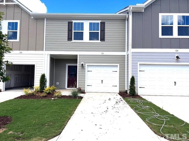 Primary Photo - 3 Bedroom Townhome with Garage for Rent