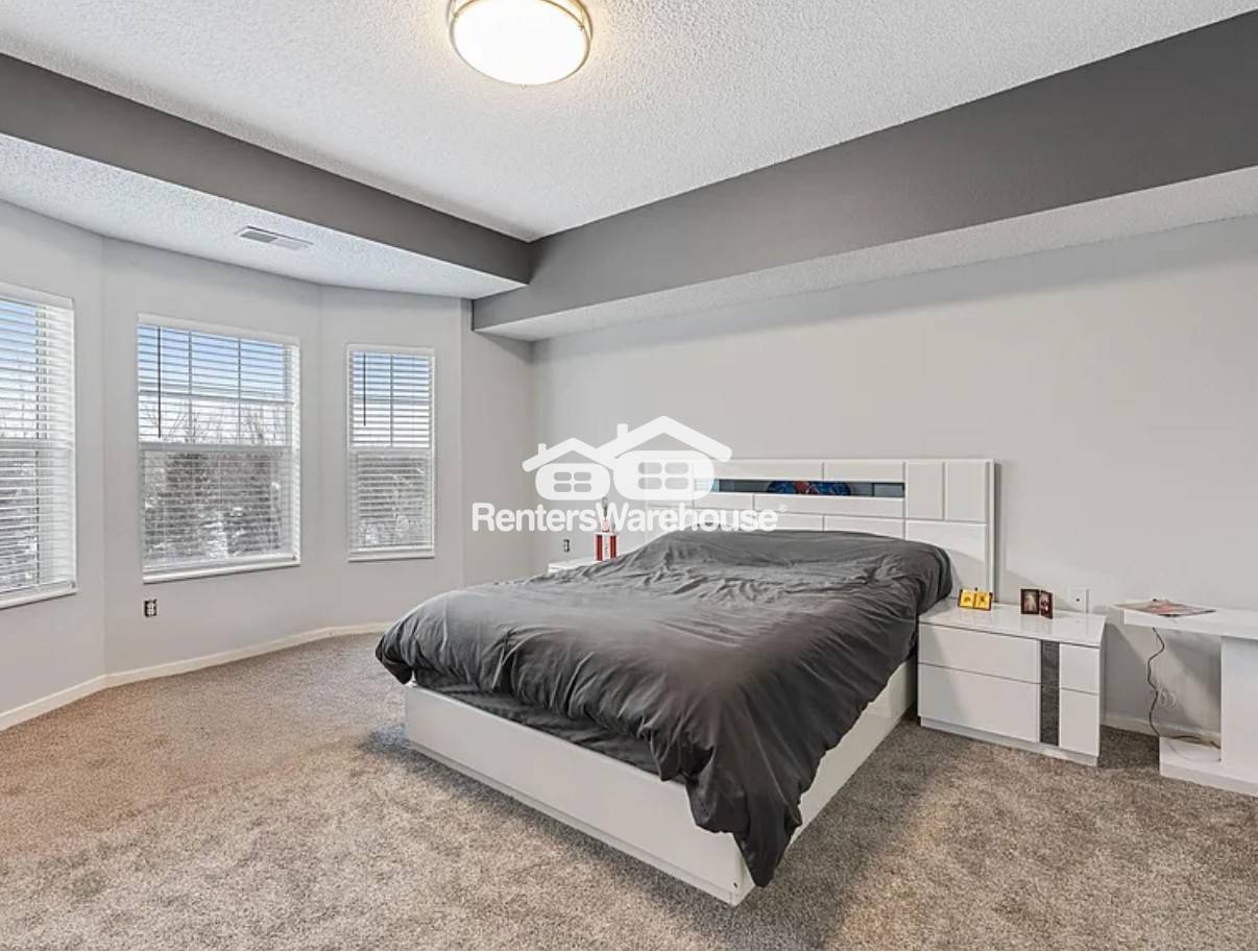 Building Photo - 3800 85th Ave N