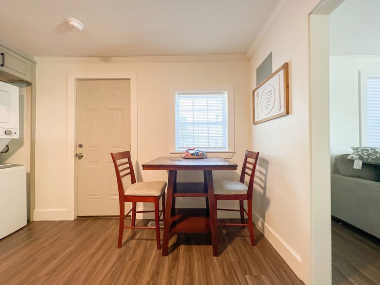 Building Photo - 214 McGarity St