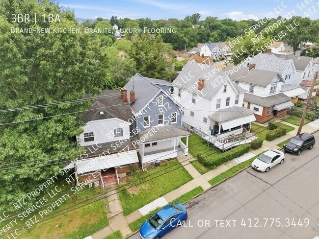 Building Photo - 2412 Grandview Ave