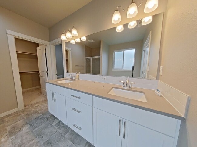 Building Photo - Modern 3 Bedroom House ~ NW Albany ~ Dog F...