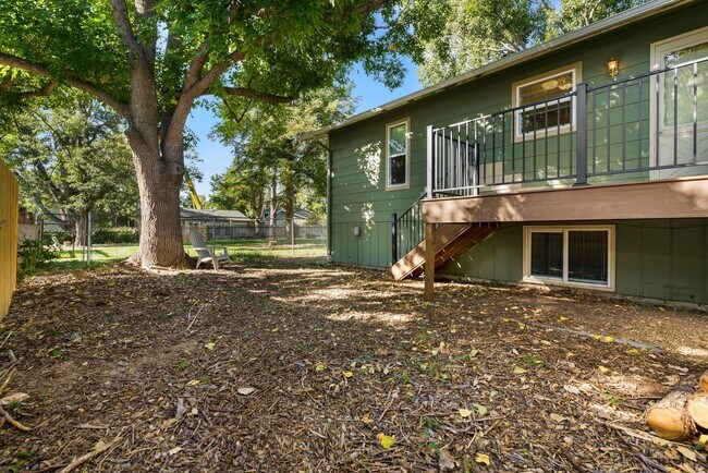 Building Photo - Freshly Updated 4 Bedroom Home