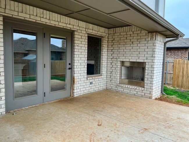 Building Photo - 4 Bed, 2 Bath NW Edmond Home in Deer Creek Schools