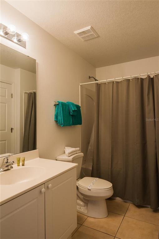 Building Photo - 2861 Club Cortile Cir