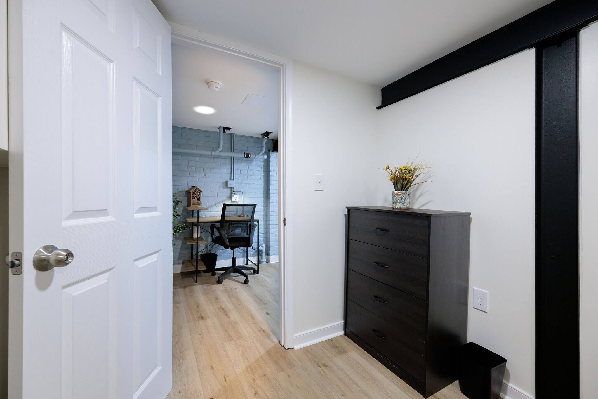 Building Photo - 7218 Monument Ave