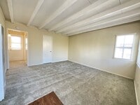 Building Photo - Acacia203-209