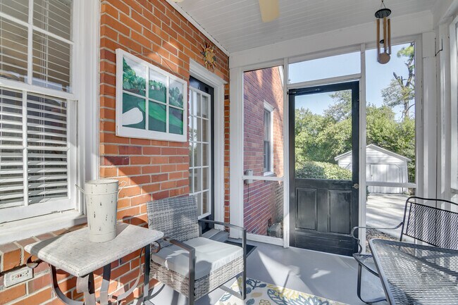 Building Photo - 2631 Oakland Ave