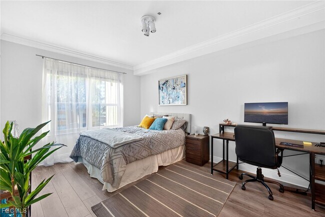 Building Photo - 2825 Palm Beach Blvd