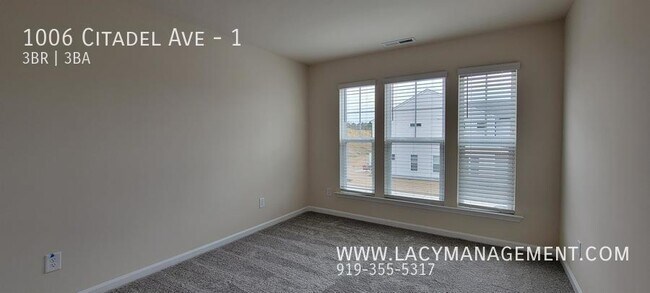 Building Photo - 1006 Citadel Ave