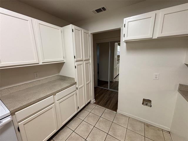 Building Photo - 2514 Livingston Ln