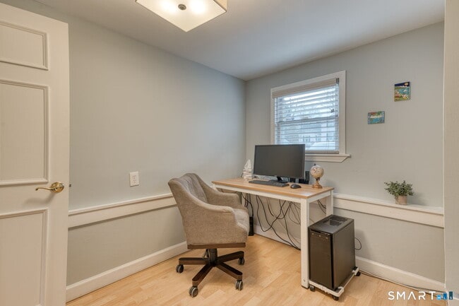 Building Photo - 155 Spring St