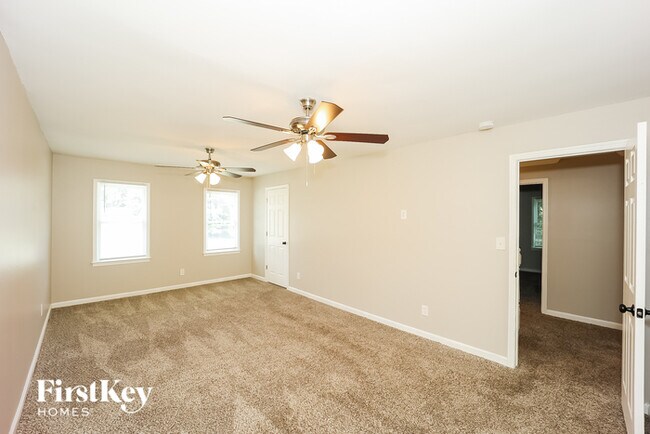 Building Photo - 2513 Whisper Trail