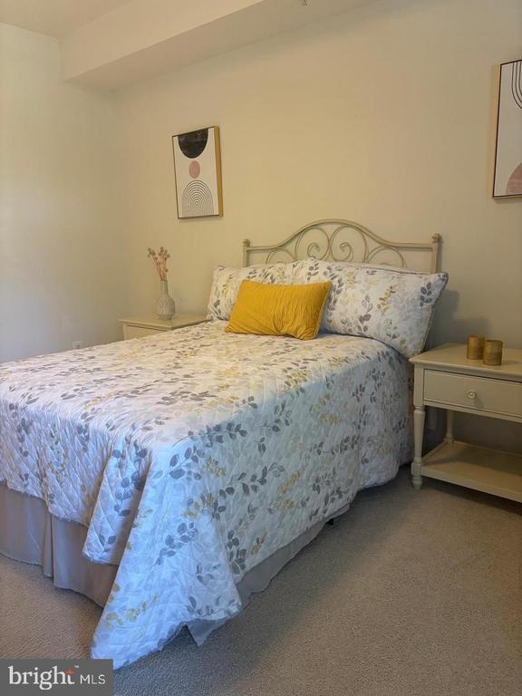 Building Photo - 1334 Garden Wall Cir