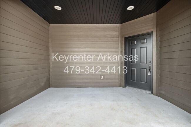 Building Photo - Brand New Duplex in Fayetteville!