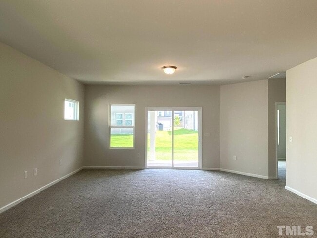 Building Photo - 124 Wilbur Lake Dr