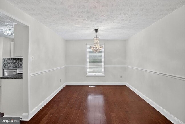 Building Photo - 3633 Dry Creek Ct