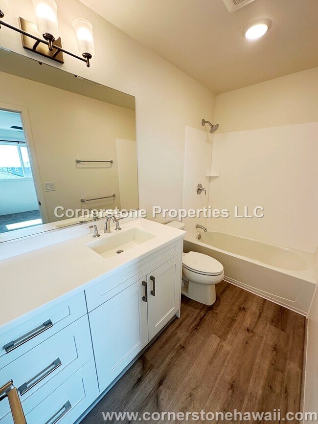 Building Photo - 94-1133-1133 Halekukui St