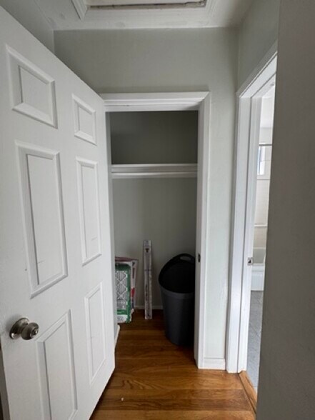 Building Photo - 18020 Collins St