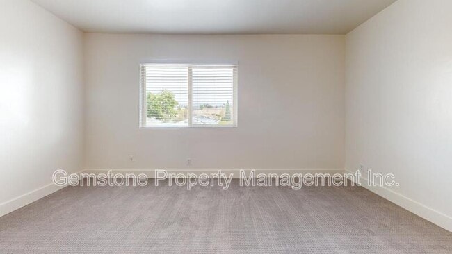 Building Photo - 4560 60th St