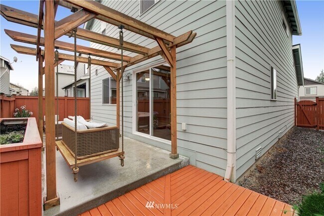 Building Photo - Your Perfect Lake Stevens Home — Stylish, ...