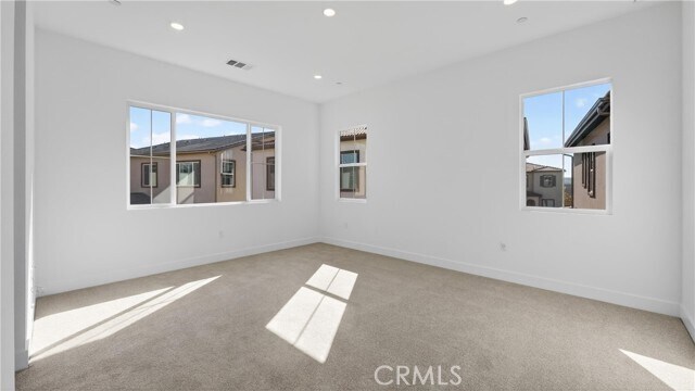 Building Photo - 107 Pansy